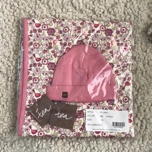 BNWT Tea Collection Baby Blanket and Hat